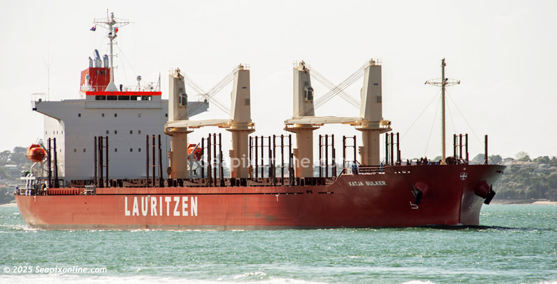 KATJE BULKER (2025/IMO 9990715/24392gt/40006dwt) arriving into Auckland for her maiden call from Tarakan, Indonesia. Launched in June she is owned and managed by Grace Ocean Pte Ltd of Singapore. 3 November 2025. Photo by Â©2025 SeapixOnline.com